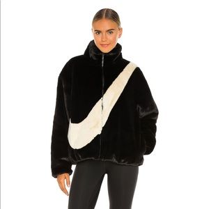 NIKE Plush Faux Fur Jacket in Black & Fossil.
